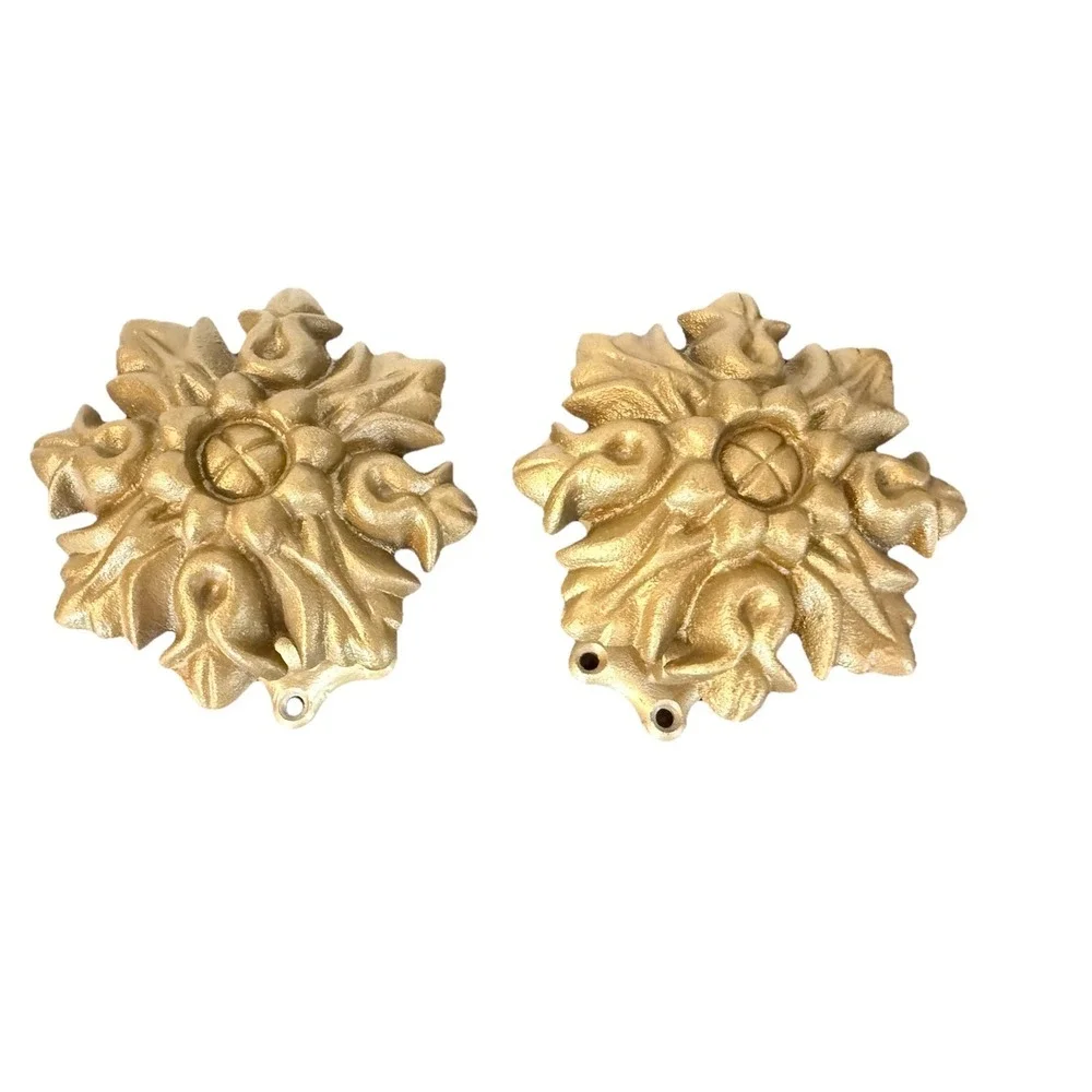 VTG Heavy Drapery Rod Two Renaissance Gold Petite Pois Medallion Floral Brackets